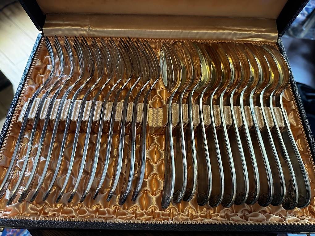 Couverts: Set de 24 couverts Christofle  – D'occasion à Moudon par tem_5tdw
