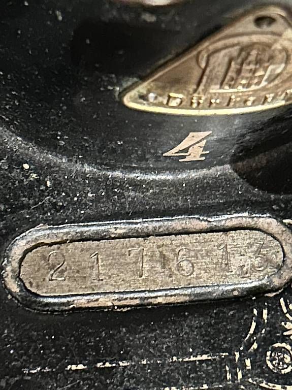 Macchine da cucire: Ancienne machine à coudre Dürkopp – Usato da Morrens VD venduto da isa_v8hr 3