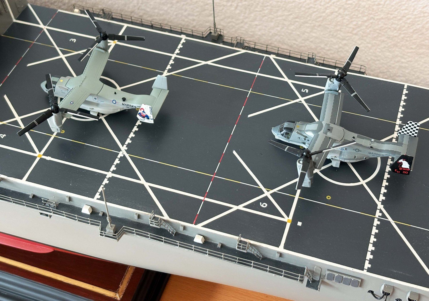 Kit di modellismo & Modellini statici: Schiffsmodell der USS San Antonio (1/200) – Usato da Frick venduto da TOMAPO 7