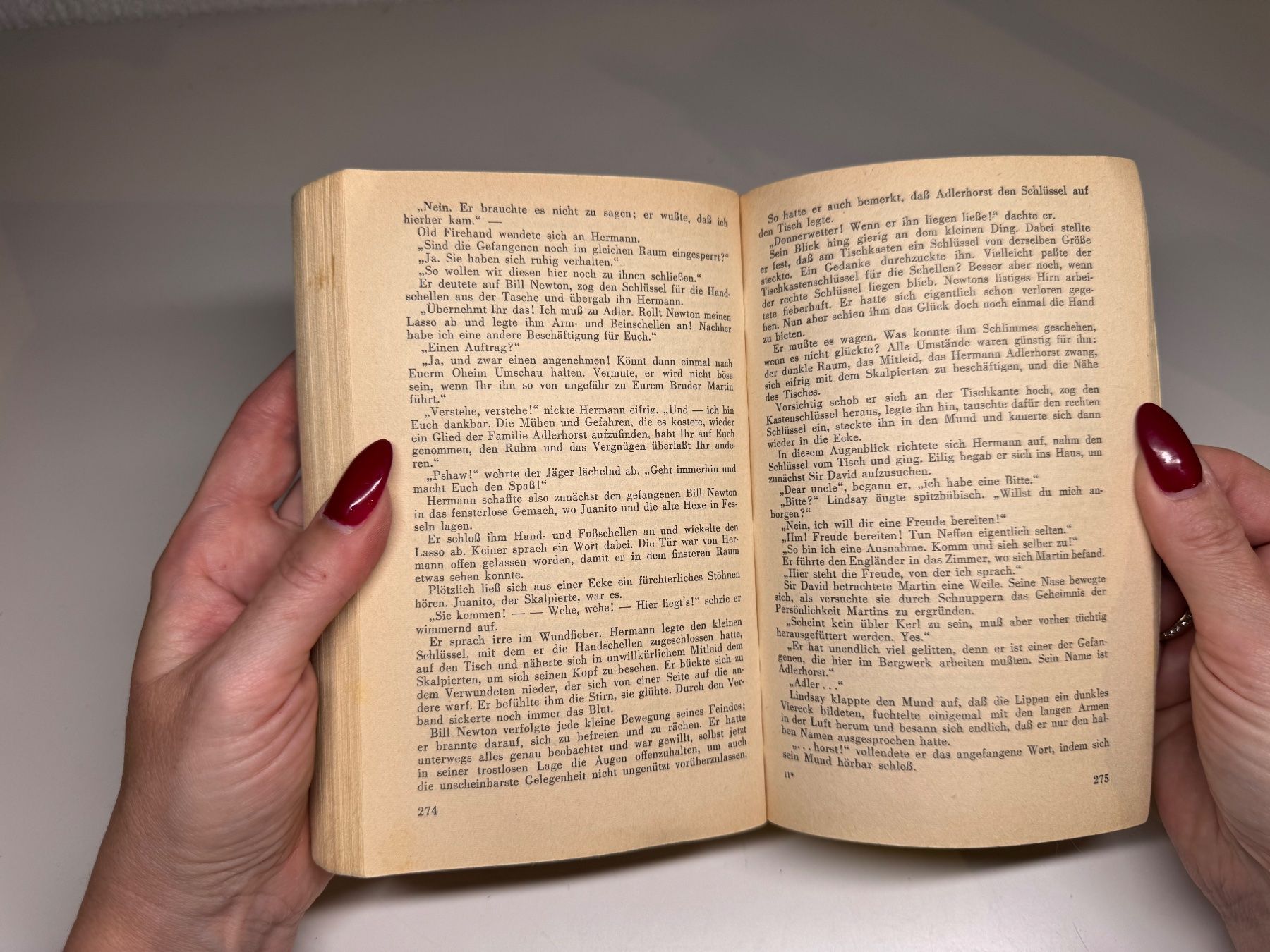 Libri: ROMAN: Karl May, Im Tal des Todes – Usato da Grosswangen venduto da Kleine.Knoepfe 8
