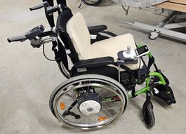 Invacare Rollstuhl Action 3 NG mit e-fix E35 Antrieb