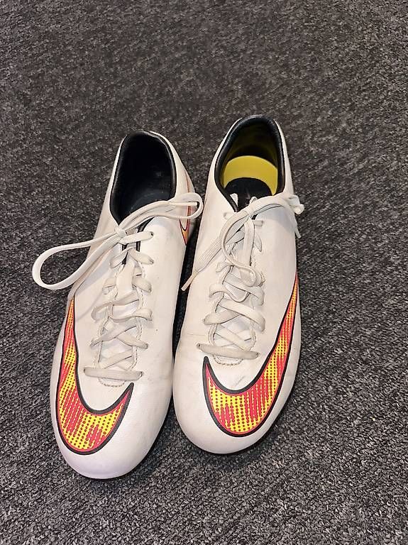 Scarpe da uomo: Kickschuhe – Usato da Birsfelden venduto da kil_d79j 2