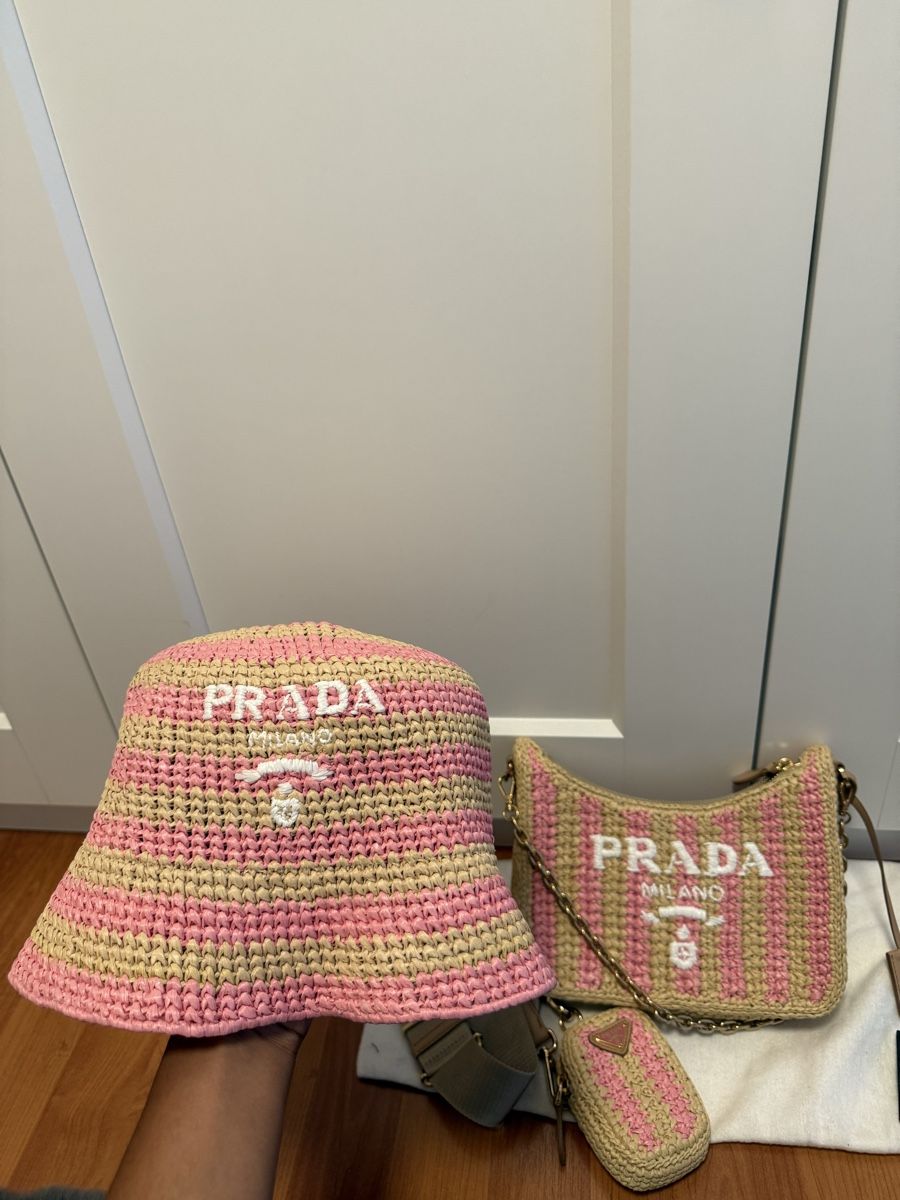 Prada Borse da donna: Prada Re-Edition Tasche – Usato da Lohn-Ammannsegg venduto da aemu12 3