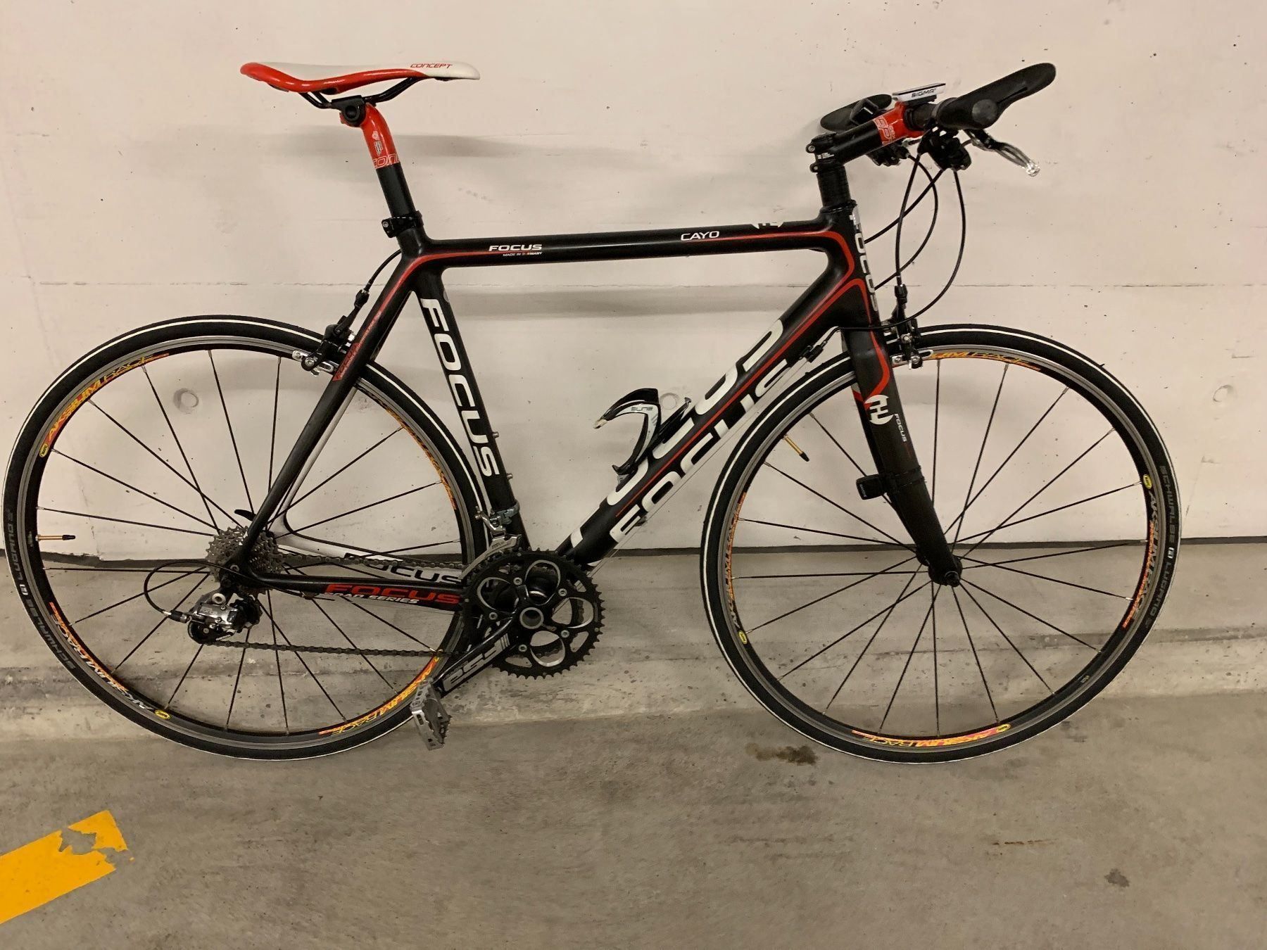 Biciclette: Carbon Rennrad Focus – Usato da Zürich venduto da divertimento4 5