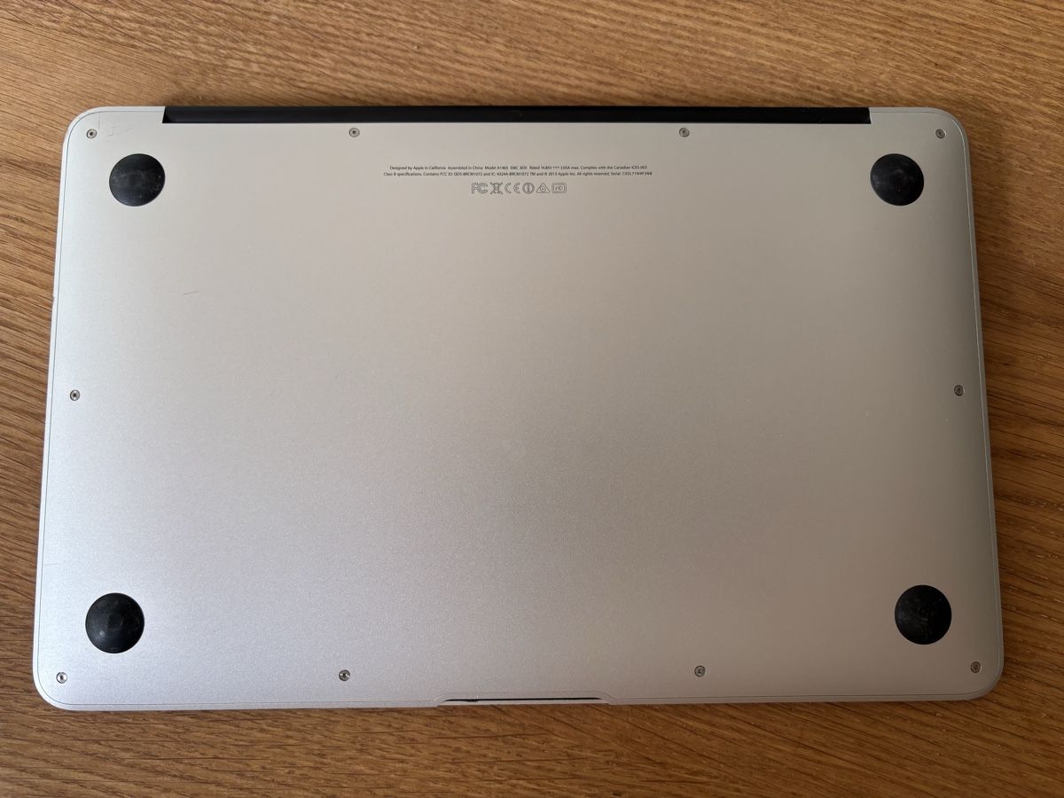 Apple Notebook: Apple MacBook Air 11" Mitte 2013, i5, 4GB RAM – Usato da Luzern venduto da guisch 3