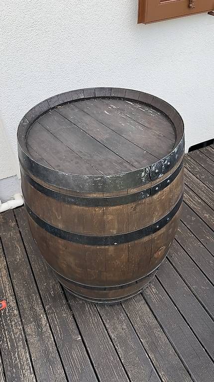 Sonstiges: Dekoratives Weinfass auf Rollen – Gebraucht aus Stein am Rhein von speedi26 1
