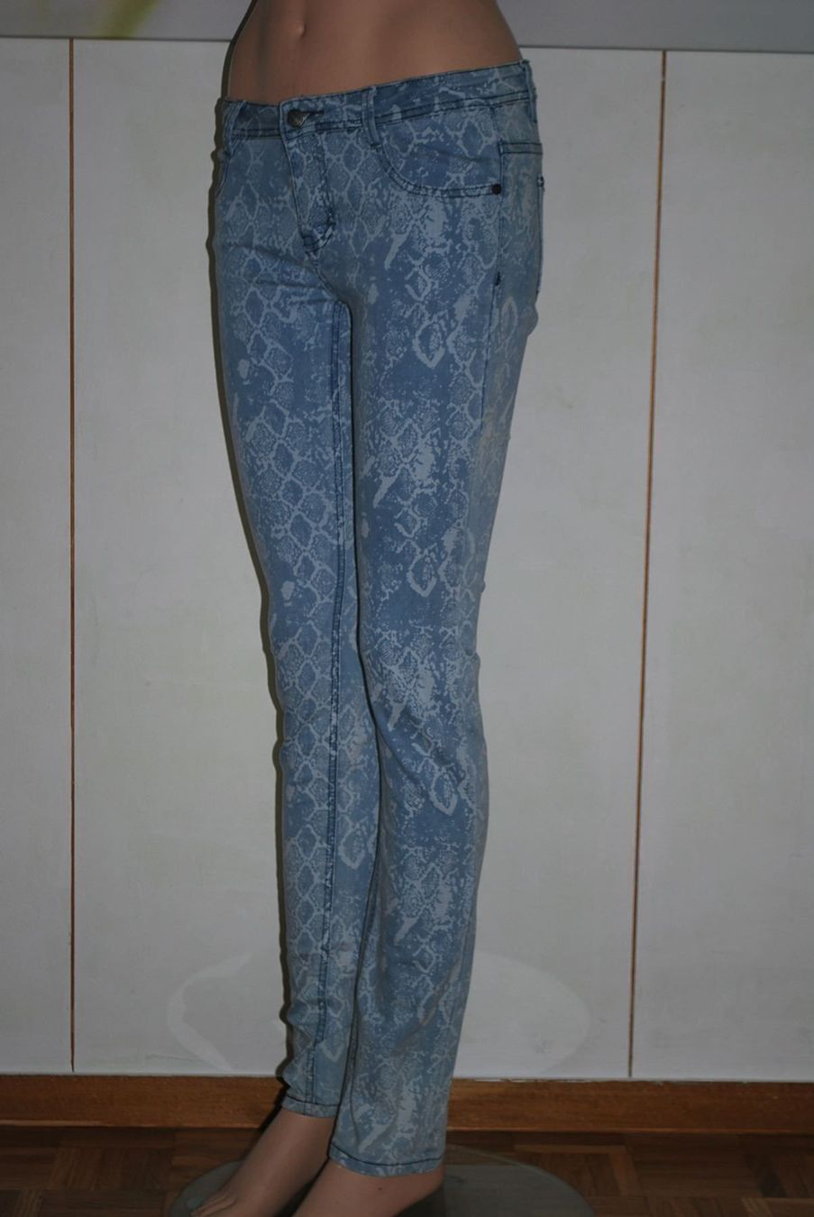 Pantalons: Jeans INSIDE Taille 170 Neuf – Neuf (Voir description) à Cossonay-ville par Super-Price-Quality 4