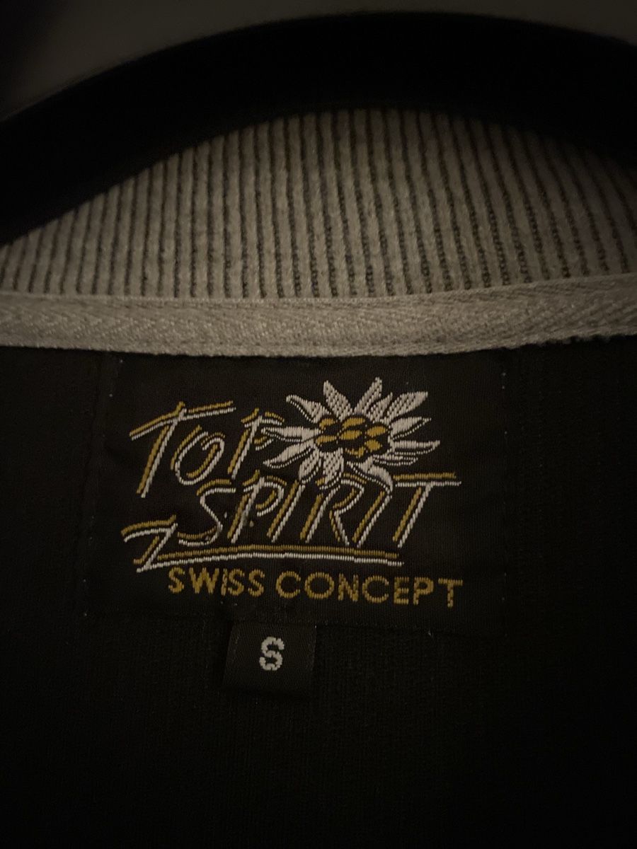 Pullover & Sweatshirts: Schweizer Design Pulli, Graumeliert grösse S, Top Zustand – Neu und originalverpackt aus Allschwil von Deal_Tiger99 3