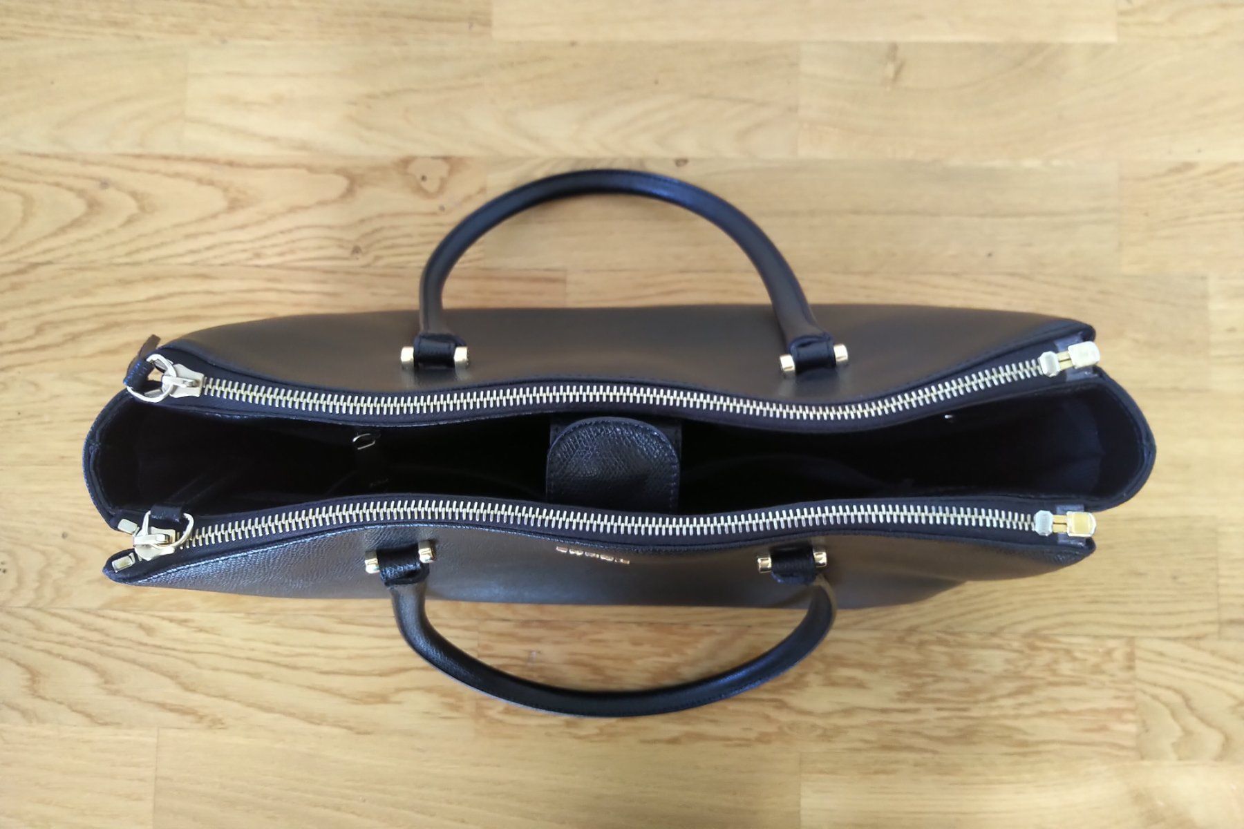 Furla Taschen für Damen: Furla Shopper Schultertasche Leder schwarz wie NEU – Gebraucht aus Stäfa von fra_k8kk 4