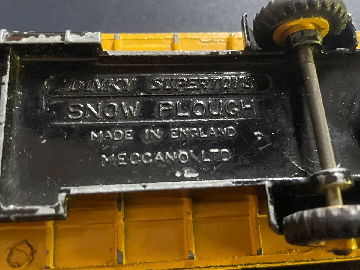 Dinky Toys Modellautos: Dinky Supertoys Meccano SNOW PLOUGH – Gebraucht aus Volketswil von rubin74 7