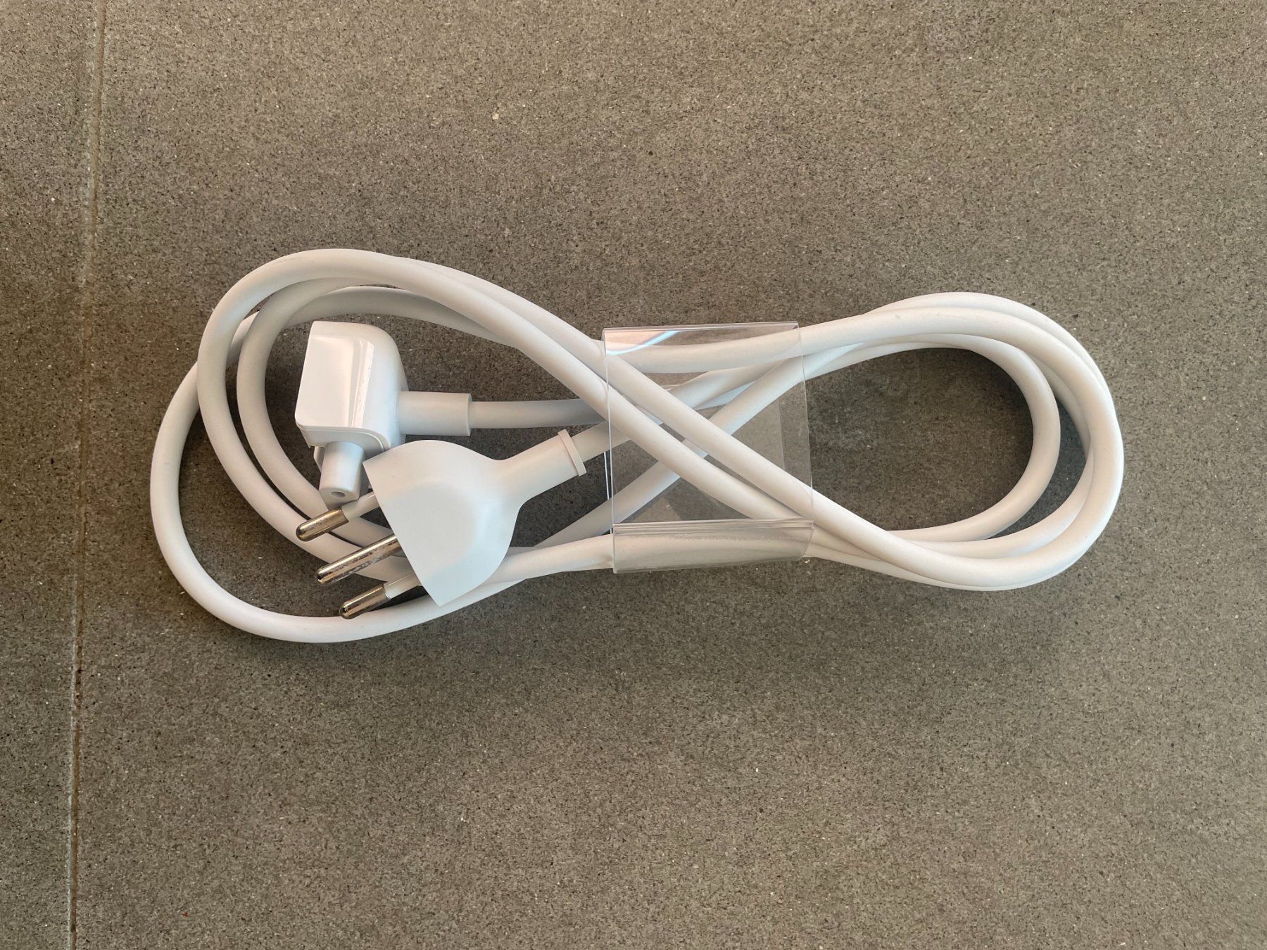 Apple Cavi: Apple Netzkabel / Stromkabel / Top Zustand – Nuovo (secondo la descrizione) da Zofingen venduto da angito