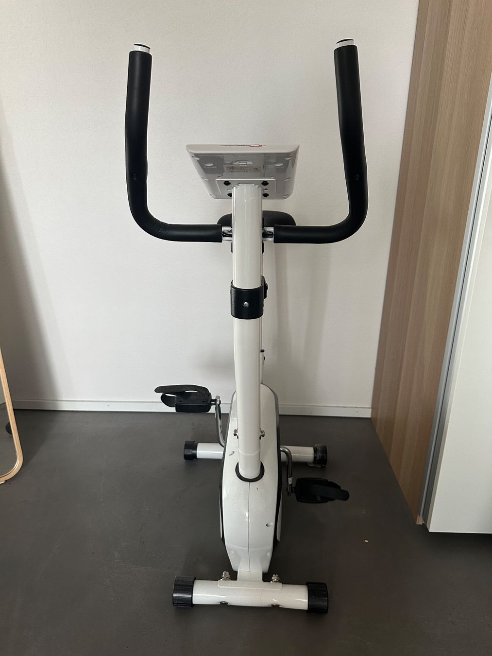 Hometrainer: Crosstraining Velo CL2 Heimtrainer Weiss Gebraucht – Gebraucht aus Zürich von edn_y5s7
