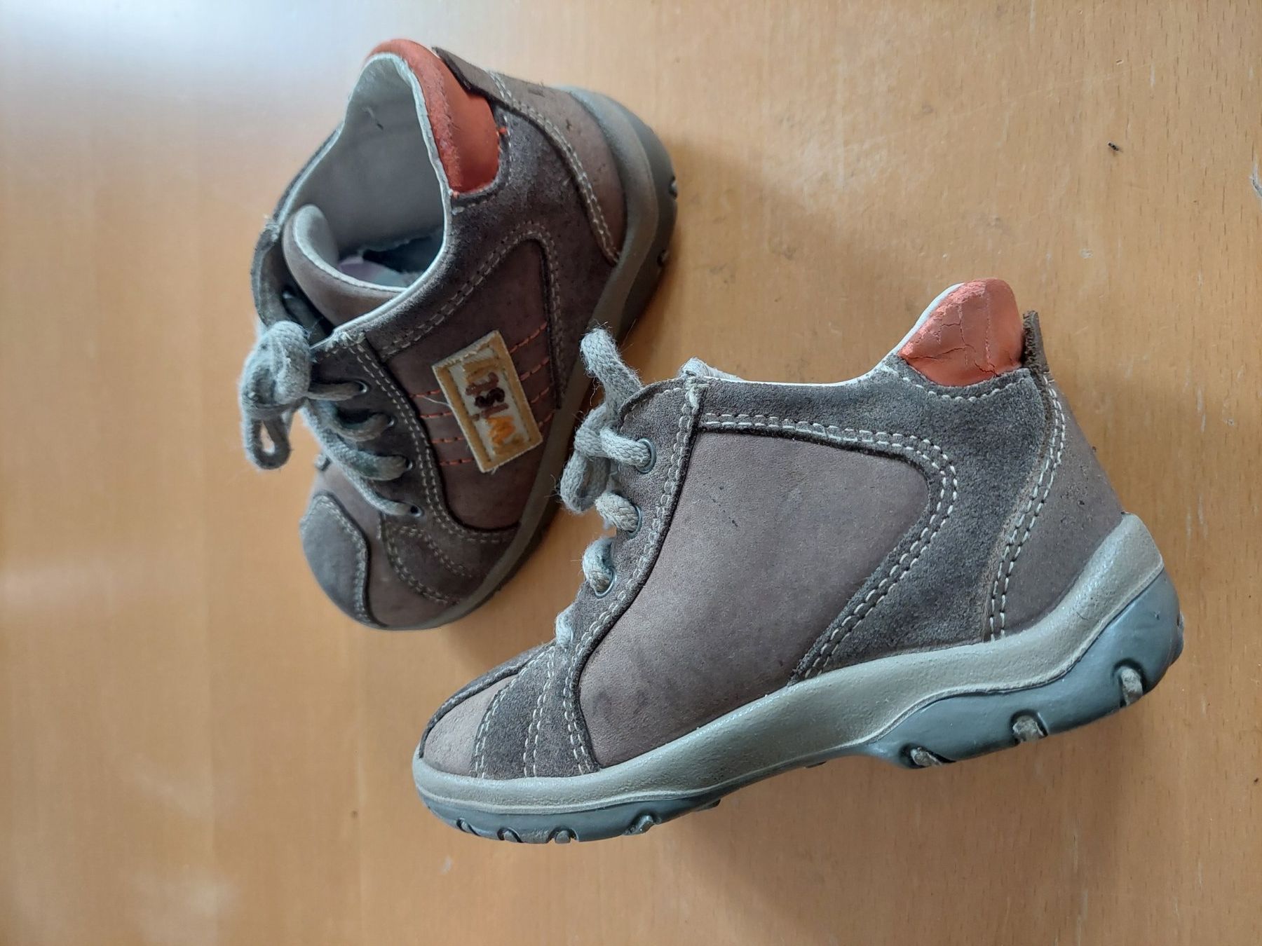 Scarpe per ragazzi: Twisty Kinder boot..Gr.24 – Usato da Zürich venduto da meymano
