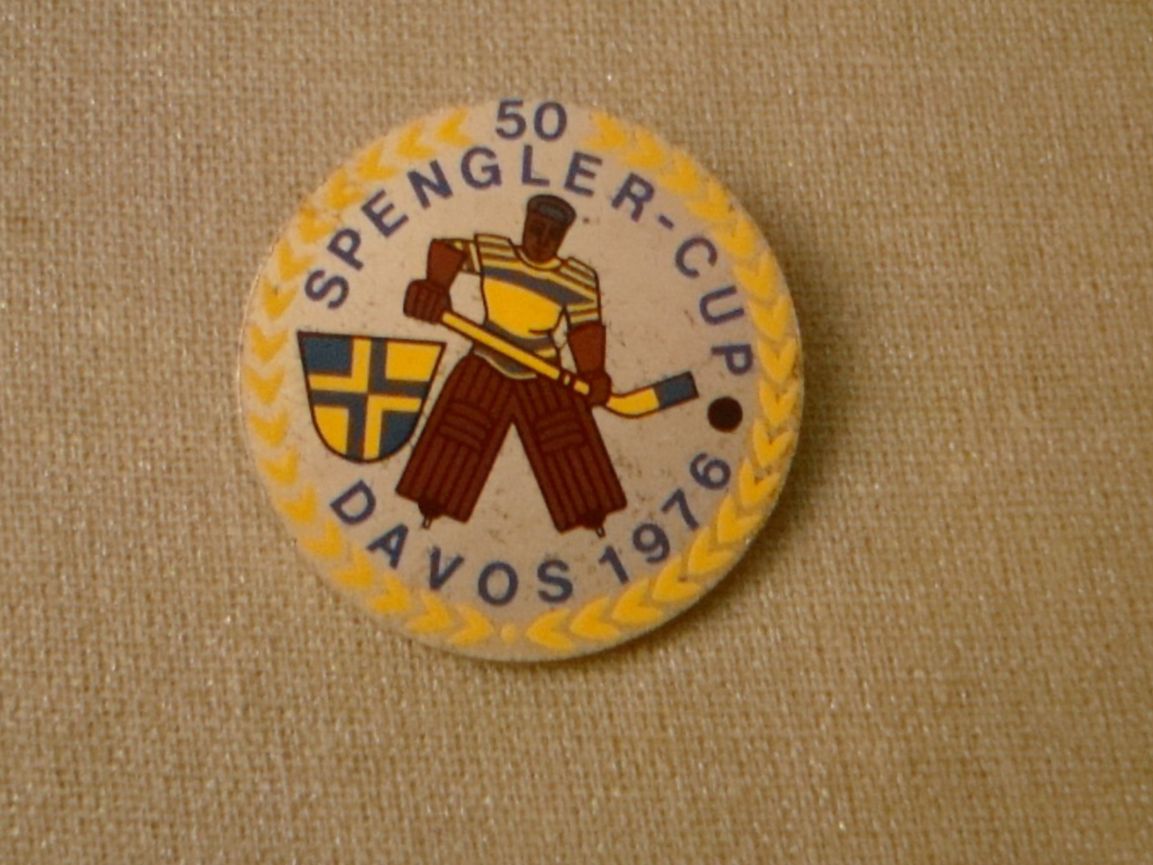 Placchette & Badge: Abzeichen - 50 Spengler Cup Davos - 1976 – Usato da Neuenegg venduto da flohcante