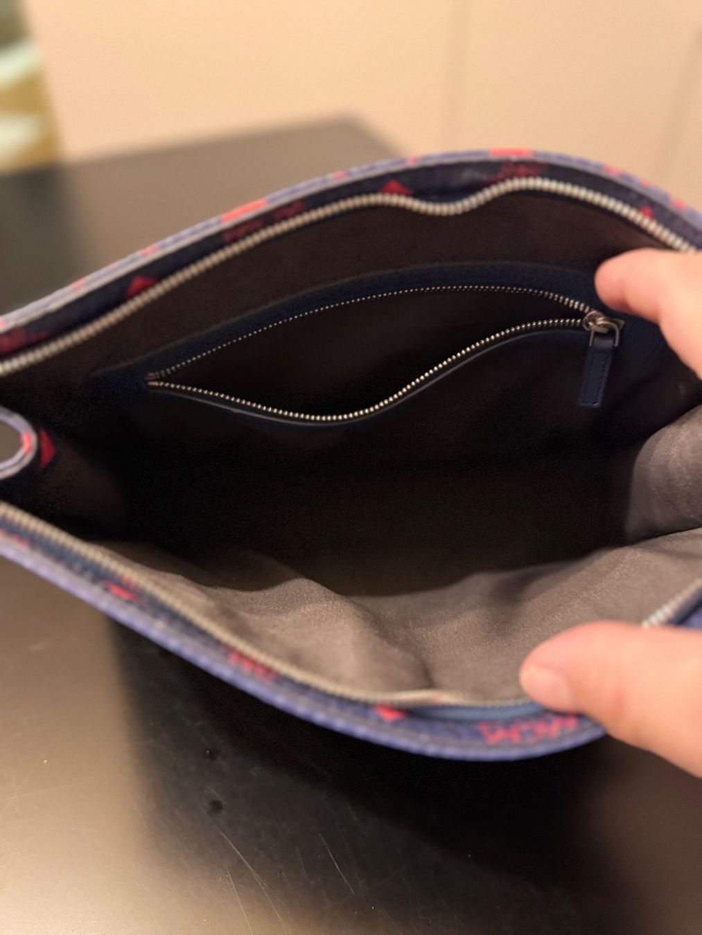 Mcm Borse: MCM: Pochette en Visetos Deep Blue Sea – Usato da Zollikon venduto da Romainporot 3