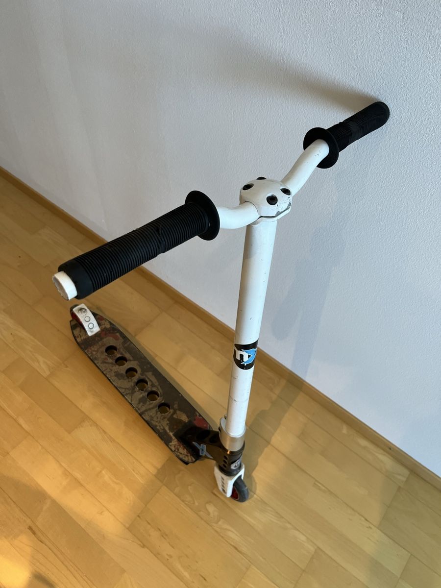 Scooter: Scooter Micro MX Trixx weiss – Usato da Zürich venduto da Rebellion76 4