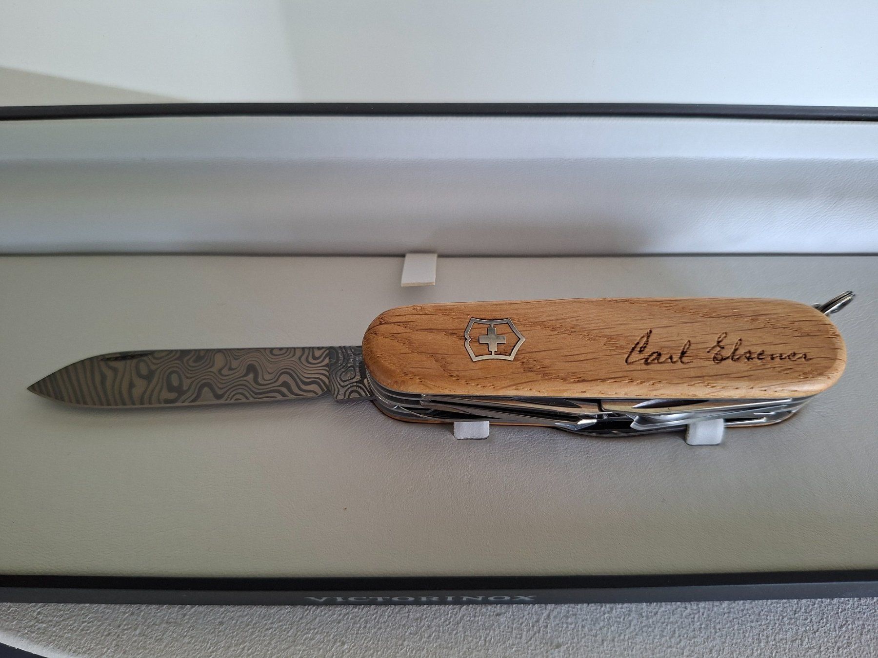 Victorinox Coltelli tascabile: Victorinox LE Carl Elsener 2013 (0376/7000) – Nuovo e nell'imballaggio originale da Utzigen venduto da FlugPlan255 1