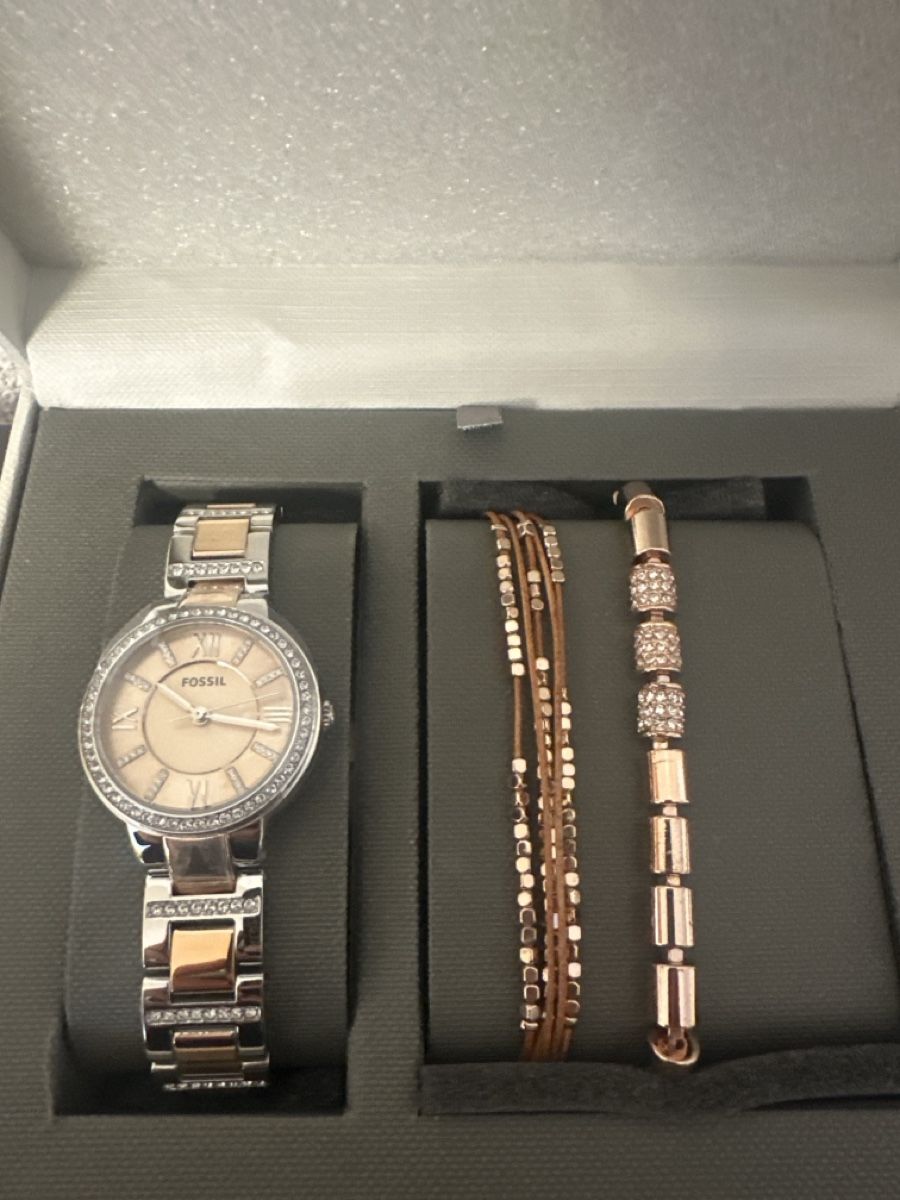 Fossil Orologi: Fossil Damenuhr Set mit Armbänder- neu – Nuovo e nell'imballaggio originale da Hausen AG venduto da Nah5yj