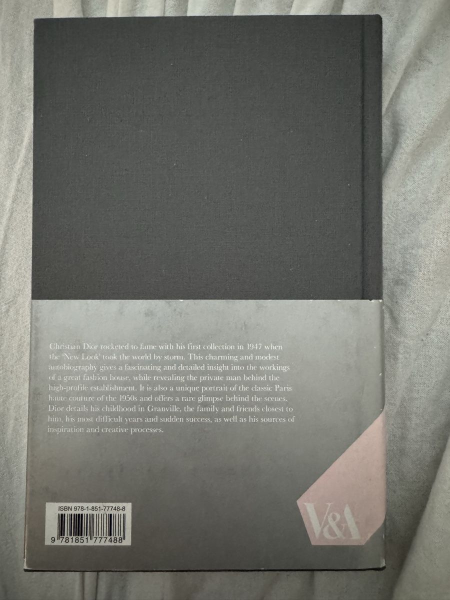 Bücher: Livre Dior – Gebraucht aus Genève von tch_dw9w 1