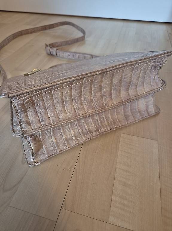 Borse da donna: LYDC Handtasche – Usato da Langenthal venduto da hab_zw5p 1