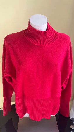 ROTER PULLOVER VON THESSHIRTPROJEKT GR.S