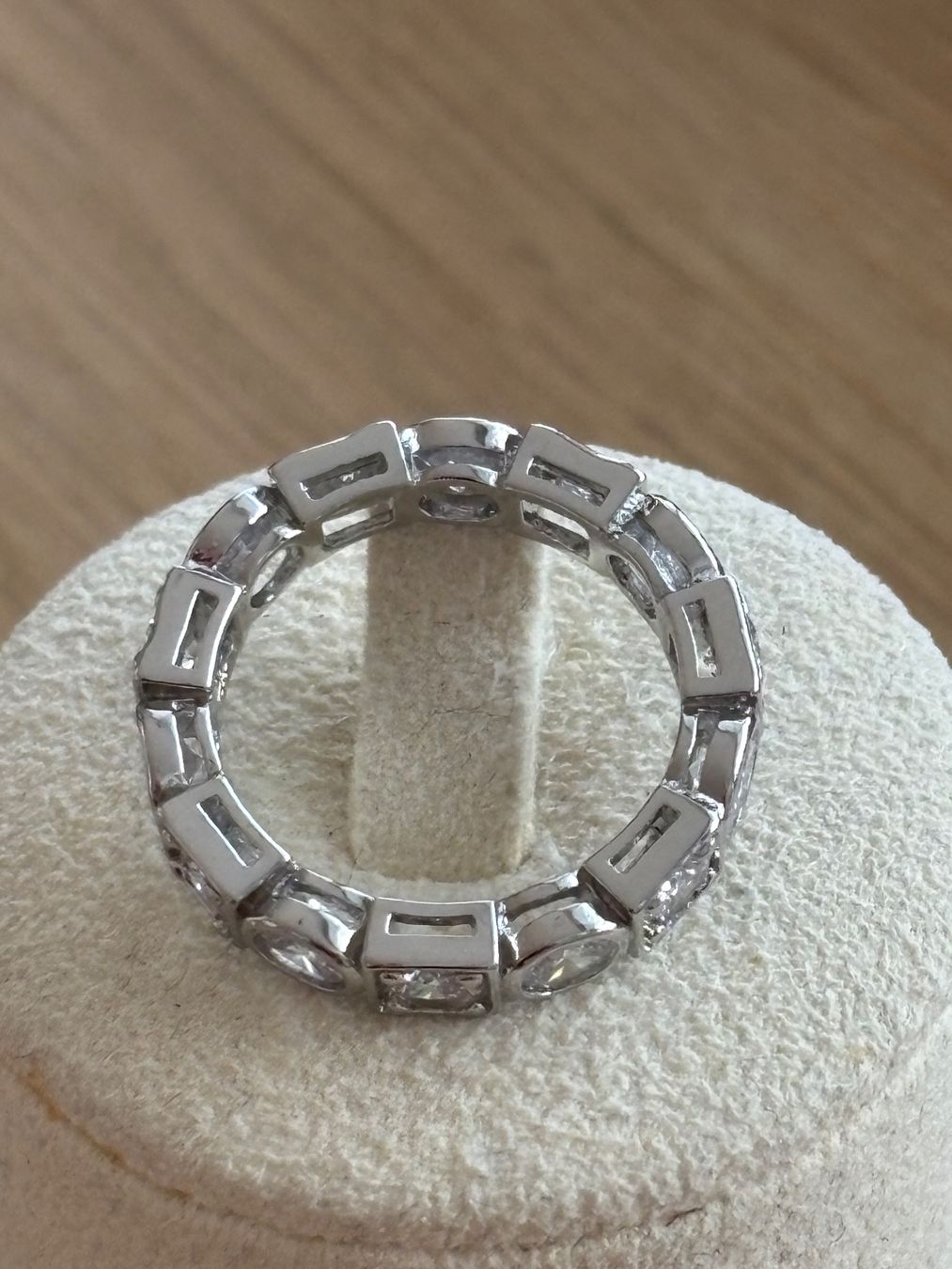 Anelli: Luxus Elegante Gr.17/7 Ring Memoire Farbe :Silber – Nuovo (secondo la descrizione) da Biel-Bienne venduto da Roserosse13 1