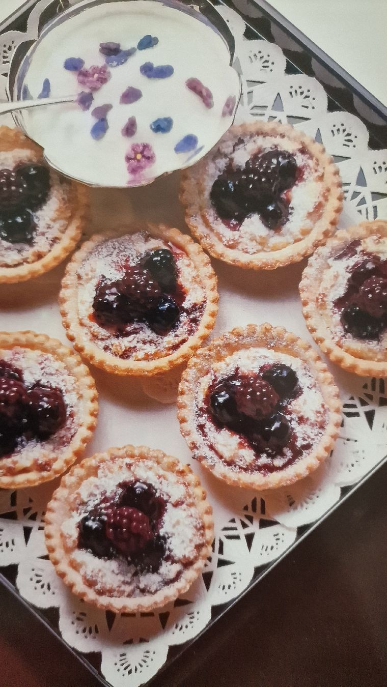 Bücher: Buch Dessert Träume von Betty Bossi – Neu (gemäss Beschreibung) aus Zürich von Gabced 5