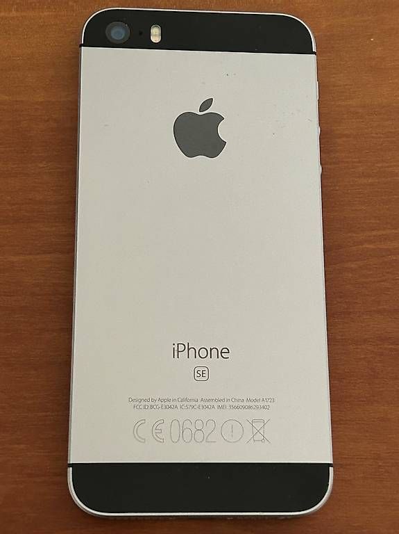 Apple Handys / Smartphones: iPhone SE (2016), Model A1723 – Gebraucht aus Basel von SanLwin 1