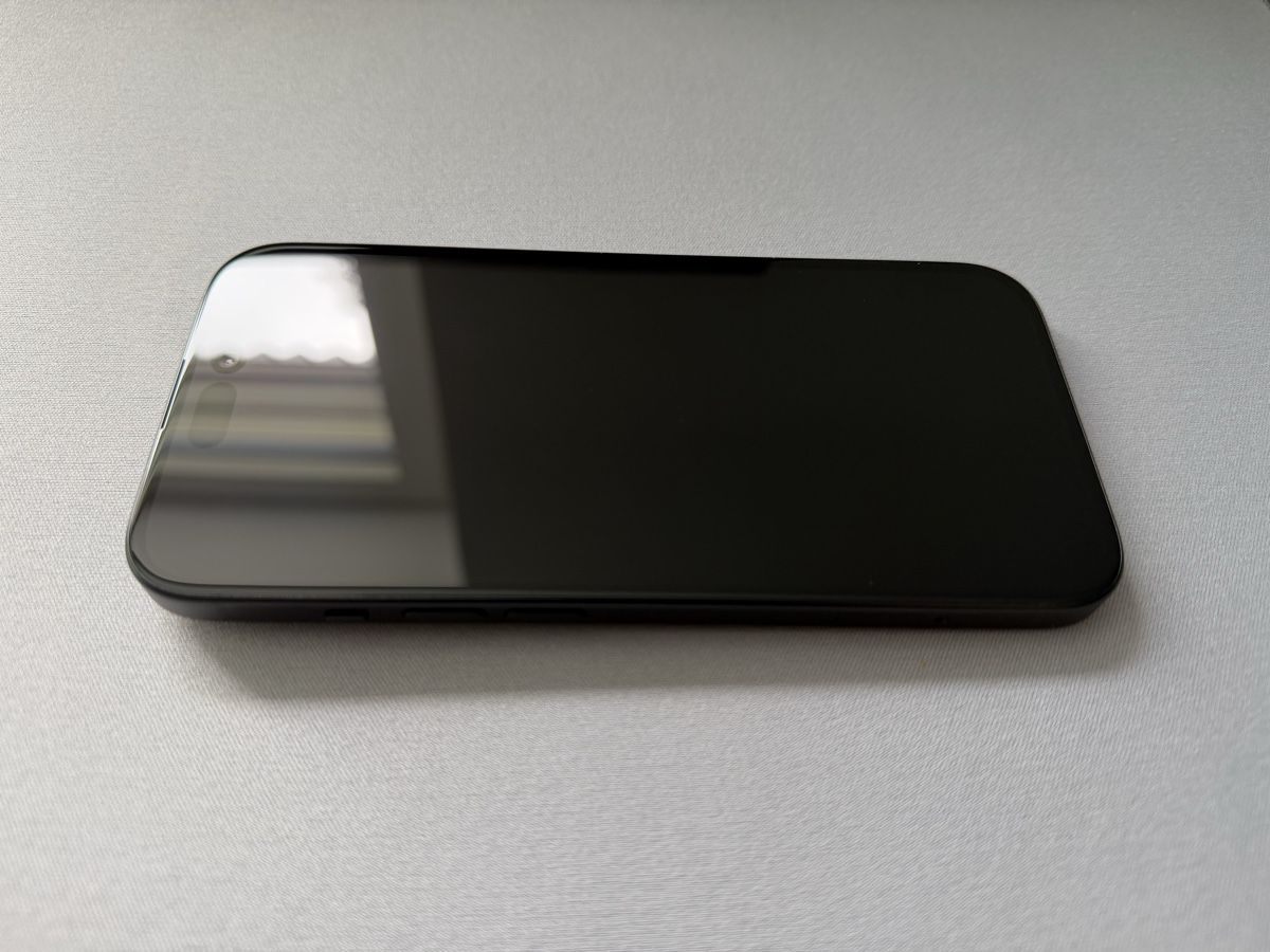 Apple Telefoni cellulari / Smartphones: IPhone 15, 128GB, Schwarz – Usato da Schaffhausen venduto da mat_gw88 3