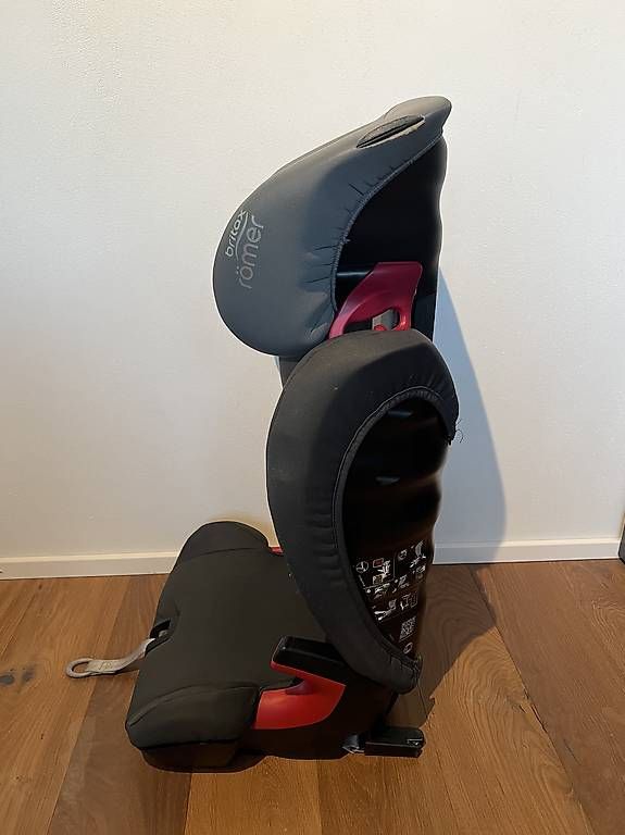 Britax Römer Seggiolini per auto: Kindersitz Römer Britax Kidfix SL – Usato da Niederhelfenschwil venduto da adler2011 2
