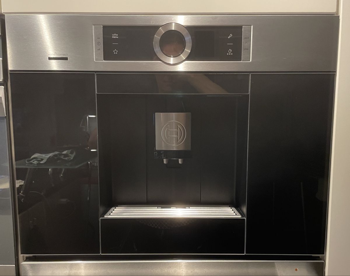 Bosch Machines à café & Machines à expresso: Bosch CTL636ES6 Serie 8 Einbau-Kaffeevollautomat – D'occasion à St. Gallenkappel par peter.zinsli 1