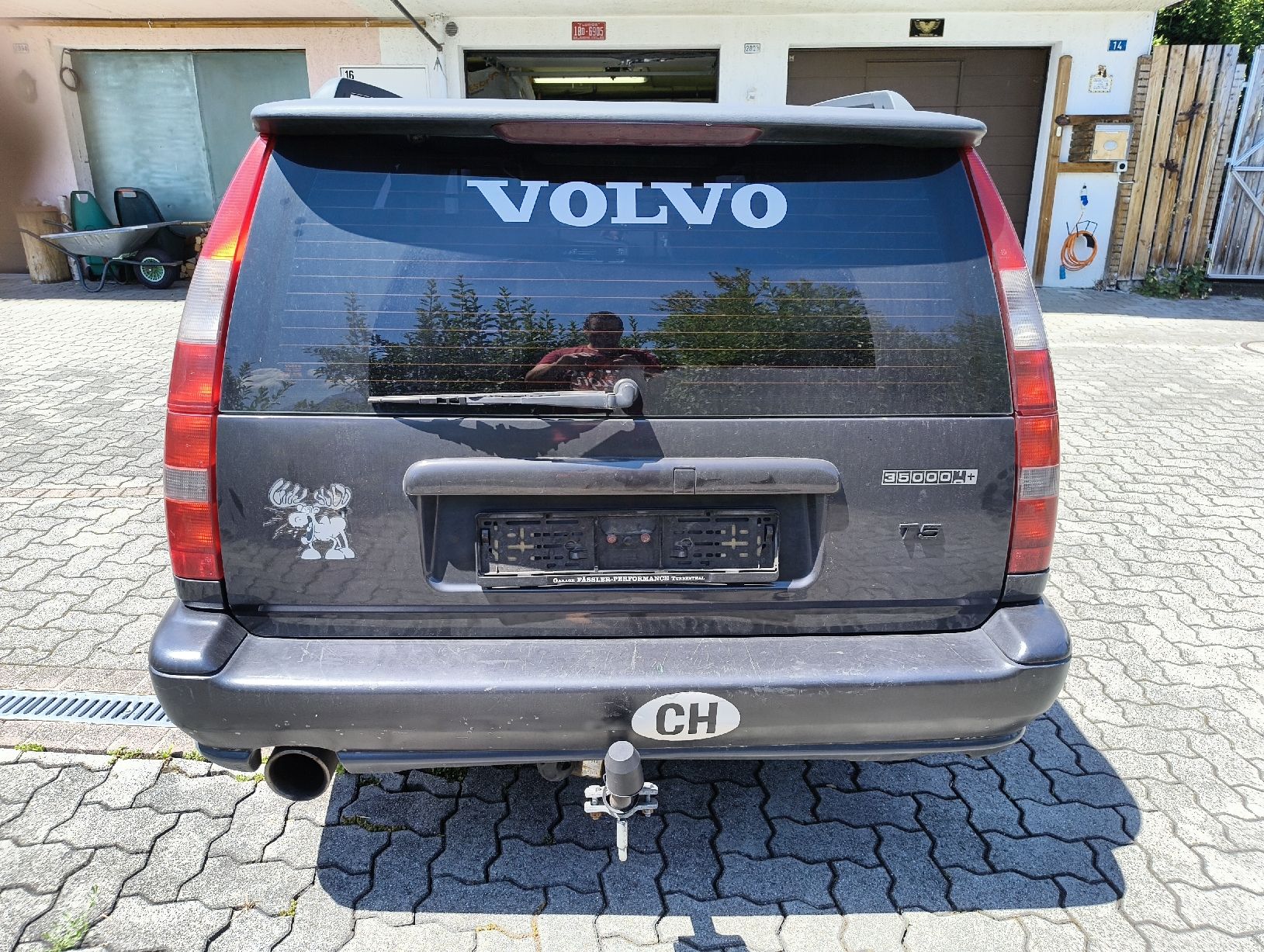 Volvo Autos: Volvo V70 T5 – Défectueux à Frümsen par Redrage 2