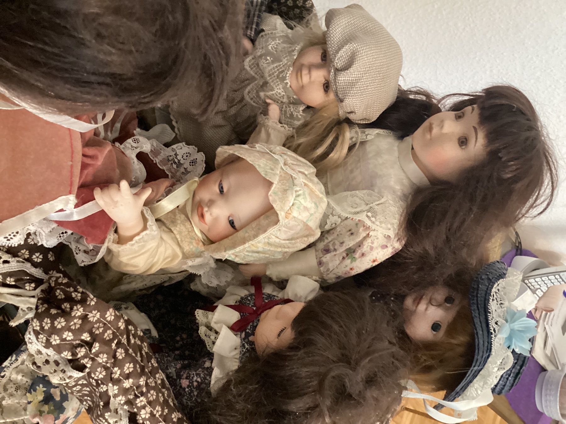 Puppen: Keramikpuppen mit Wagen – Gebraucht aus Basel von siljor6639 2