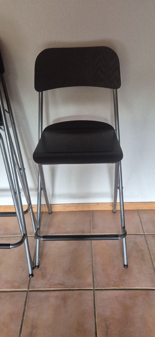 Ikea Seggioloni: Chaises hautes pliables – Usato da Belfaux venduto da Dea_Symbelmyne 1