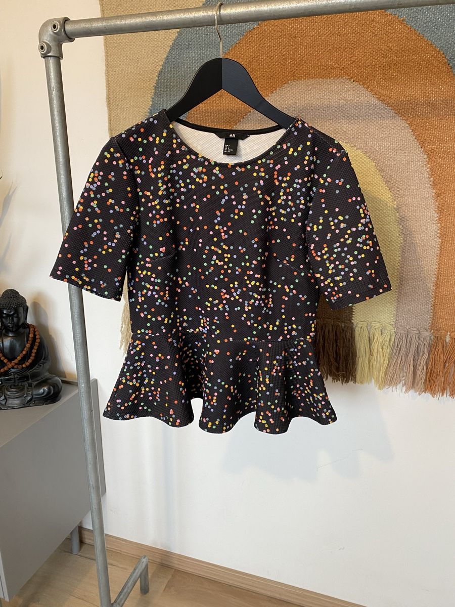 H&M Camicette: Süsse Bluse mit Punkten – Usato da Buchs ZH venduto da crazyhandbaggirl123 1