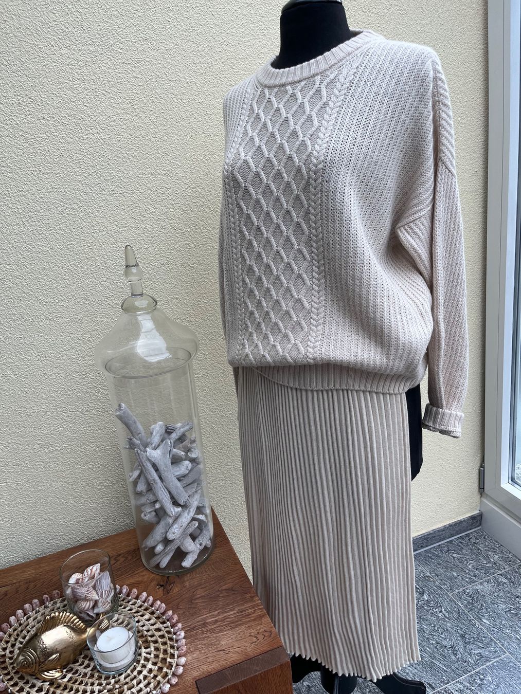 Max Mara Lotti di vestiti: Strickensemble von Max Mara Pulli Gr.M Jupe Gr. XS – Usato da Hergiswil NW venduto da Primia