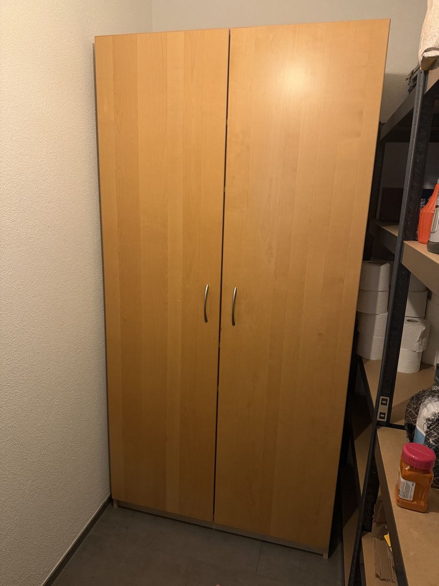Ikea Armoires: IKEA PAX Schrank – D'occasion à Bütschwil par Robin717