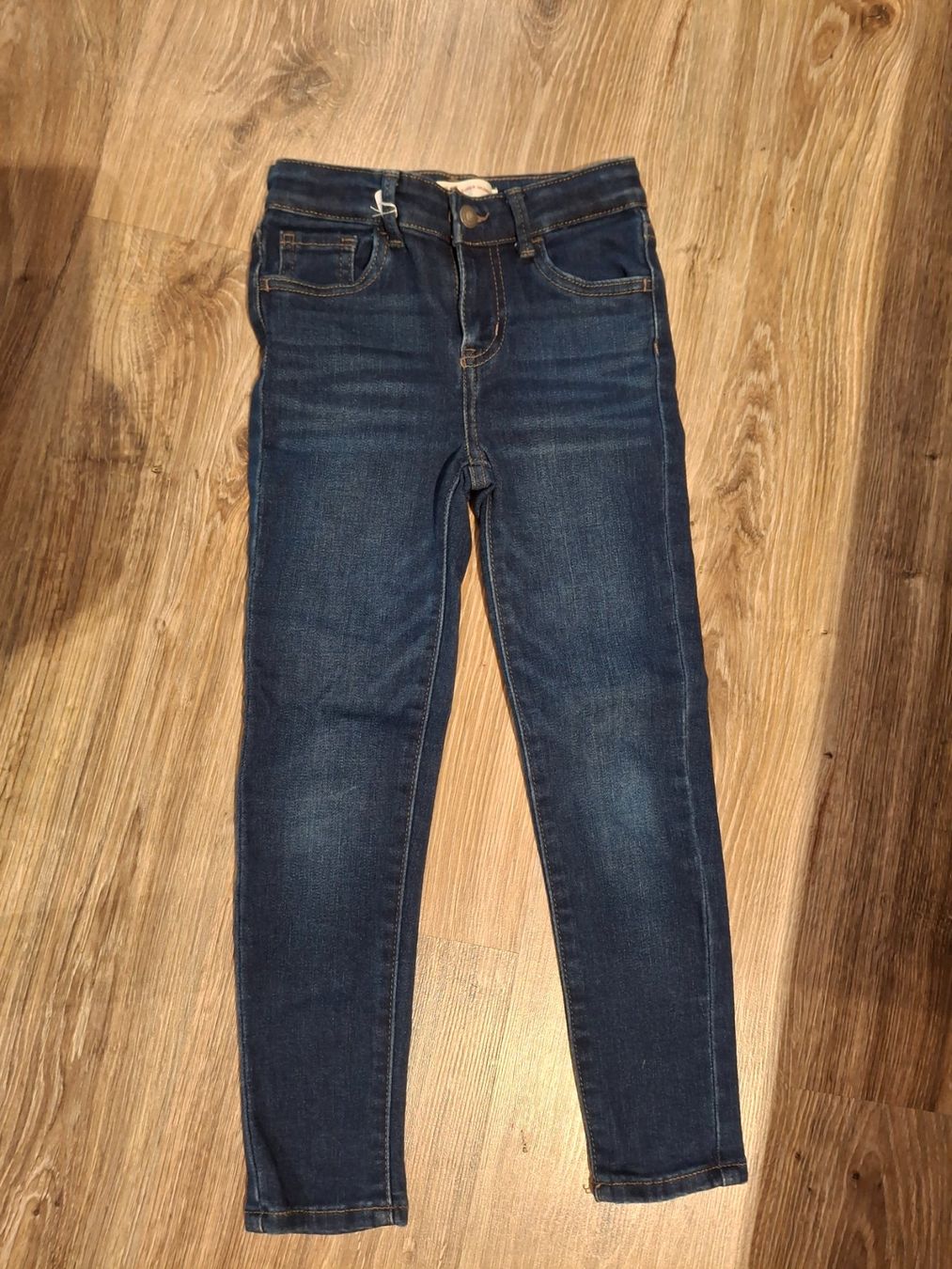 Pantaloni: Levis Jeans mädchen – Usato da Oberhofen am Thunersee venduto da katka99