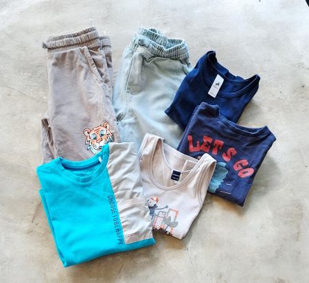 151 – 6 pièces garçon (Esprit, Zara…) 110-122 (4-7 ans)
