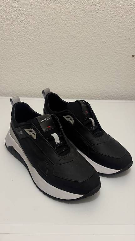Chaussures hommes: Hugo Black Atom Sneakers Nr. 41 – D'occasion à Thun par sin_z9y2 1
