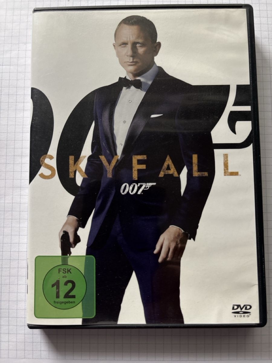 Tutti i DVDs: SKYFALL 007 – Nuovo (secondo la descrizione) da Unterengstringen venduto da hab_dyp5