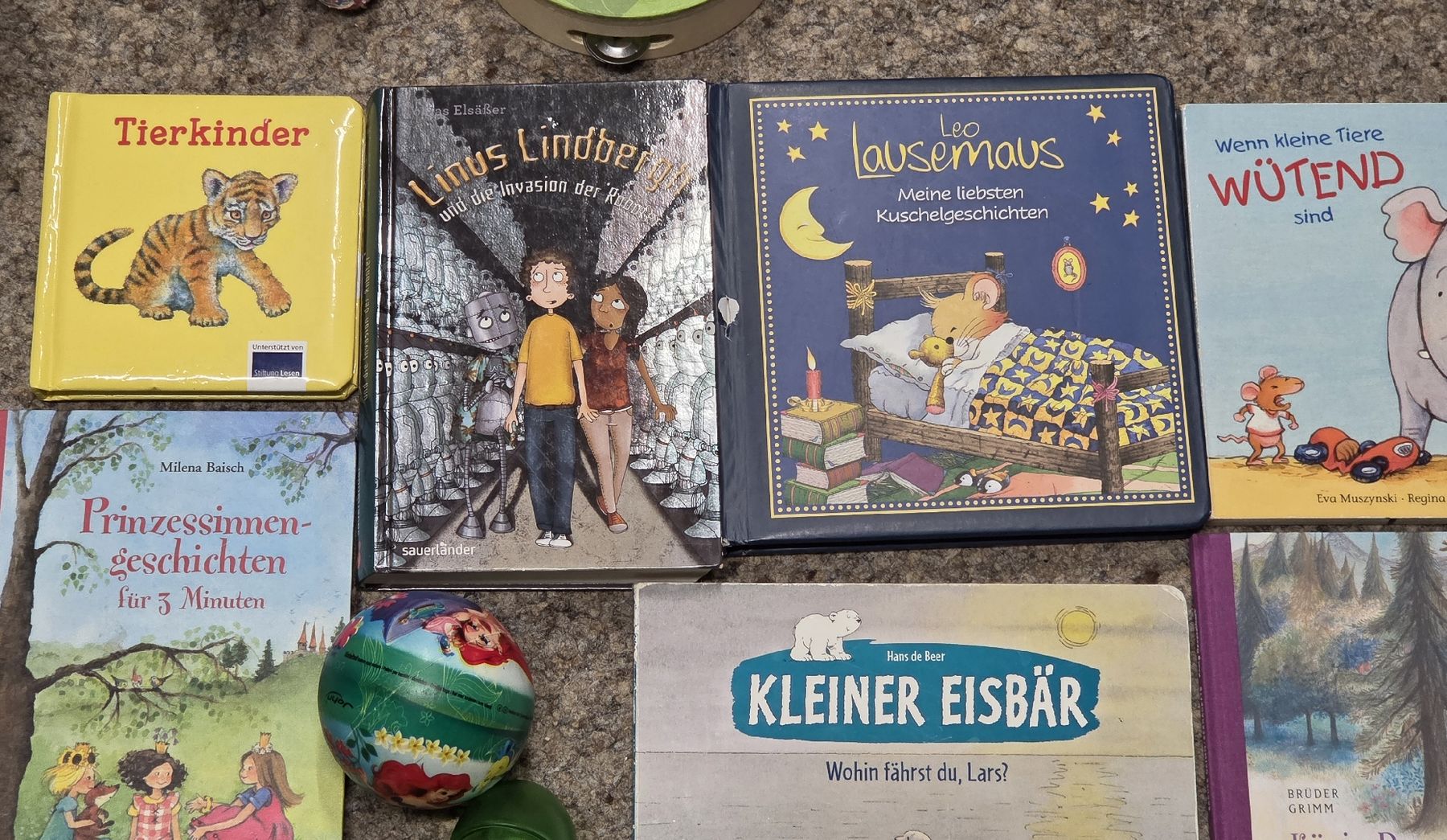 Libri: 9 Kinderbücher + Spielzeug – Usato da Reinach BL venduto da _MasterK_ 1