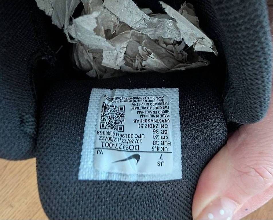 Scarpe da donna: Nike Metcon 8, Damen neu, Gr. 38 – Usato da Grub AR venduto da Sky101 2