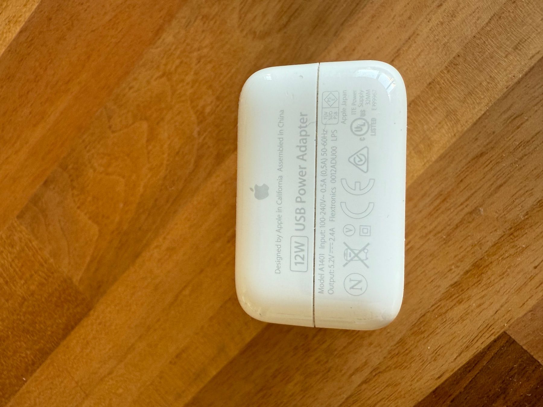 Apple Laufwerke & Adapter: Original Apple 12W USB Power Adapter (US Version) – Gebraucht aus Baar von s-nadine 3