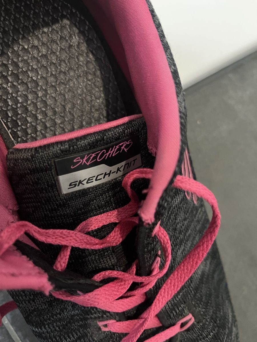 Skechers Scarpe da donna: Schöne Skechers Gr 41 – Usato da Rüdlingen venduto da Lichee 3