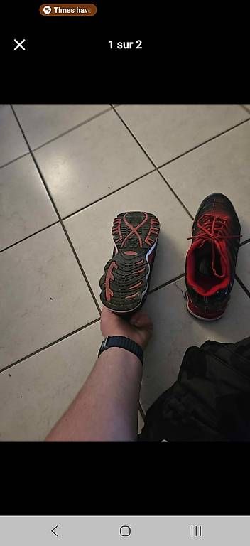 Scarpe da uomo: Chaussure rouge noir taille 42 – Usato da Apples venduto da Kingaghost 1