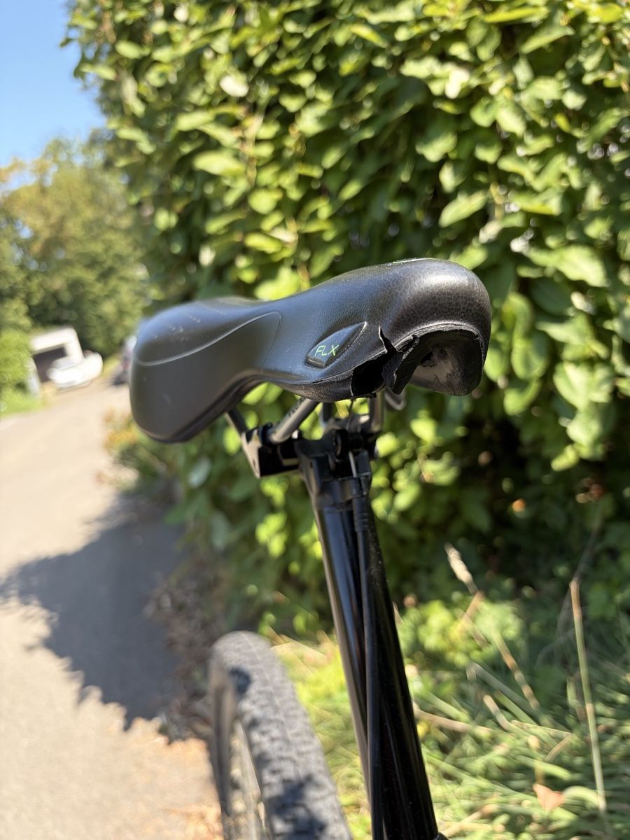 Specialized Vélos: Specialized MTB vollgefedert rot – D'occasion à Rorschach par fab_2nnm 7
