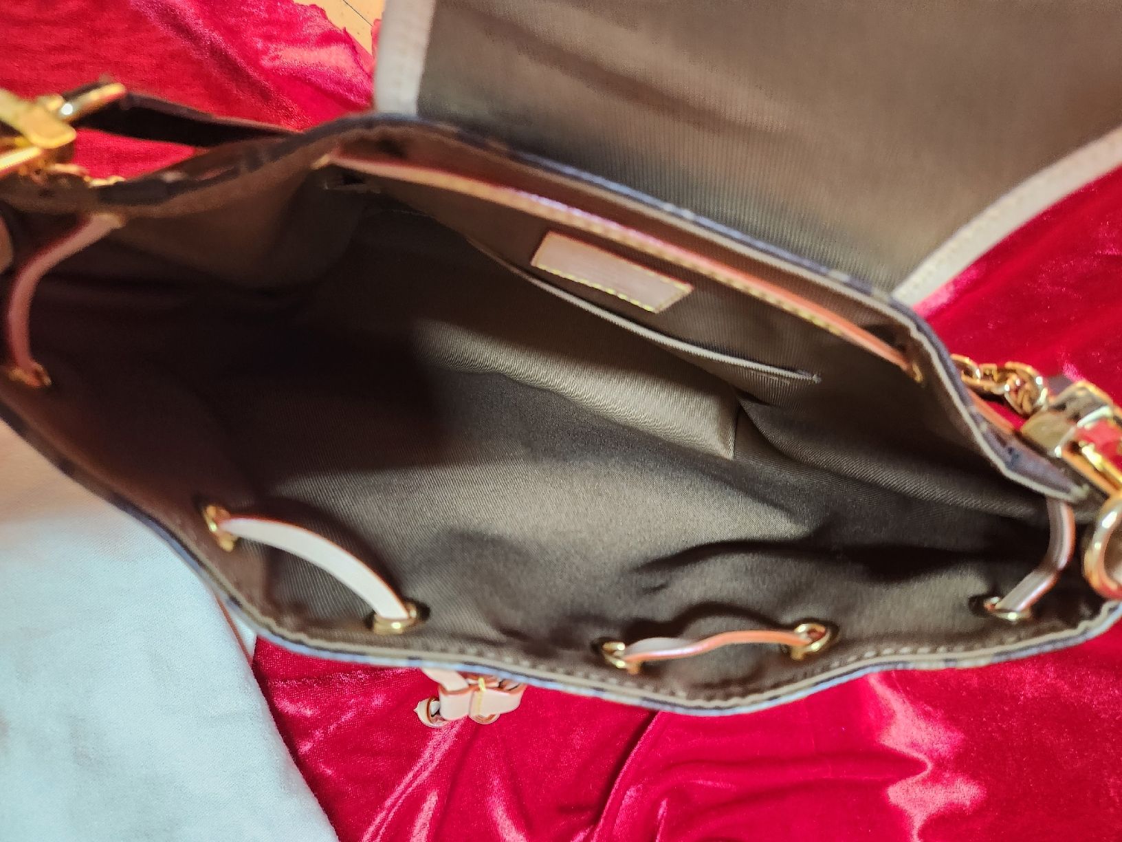 Borse da donna: ✨ LOUIS VUITTON Monogram Excursion PM Backpack – Nuovo (secondo la descrizione) da Thun venduto da ken2009 5