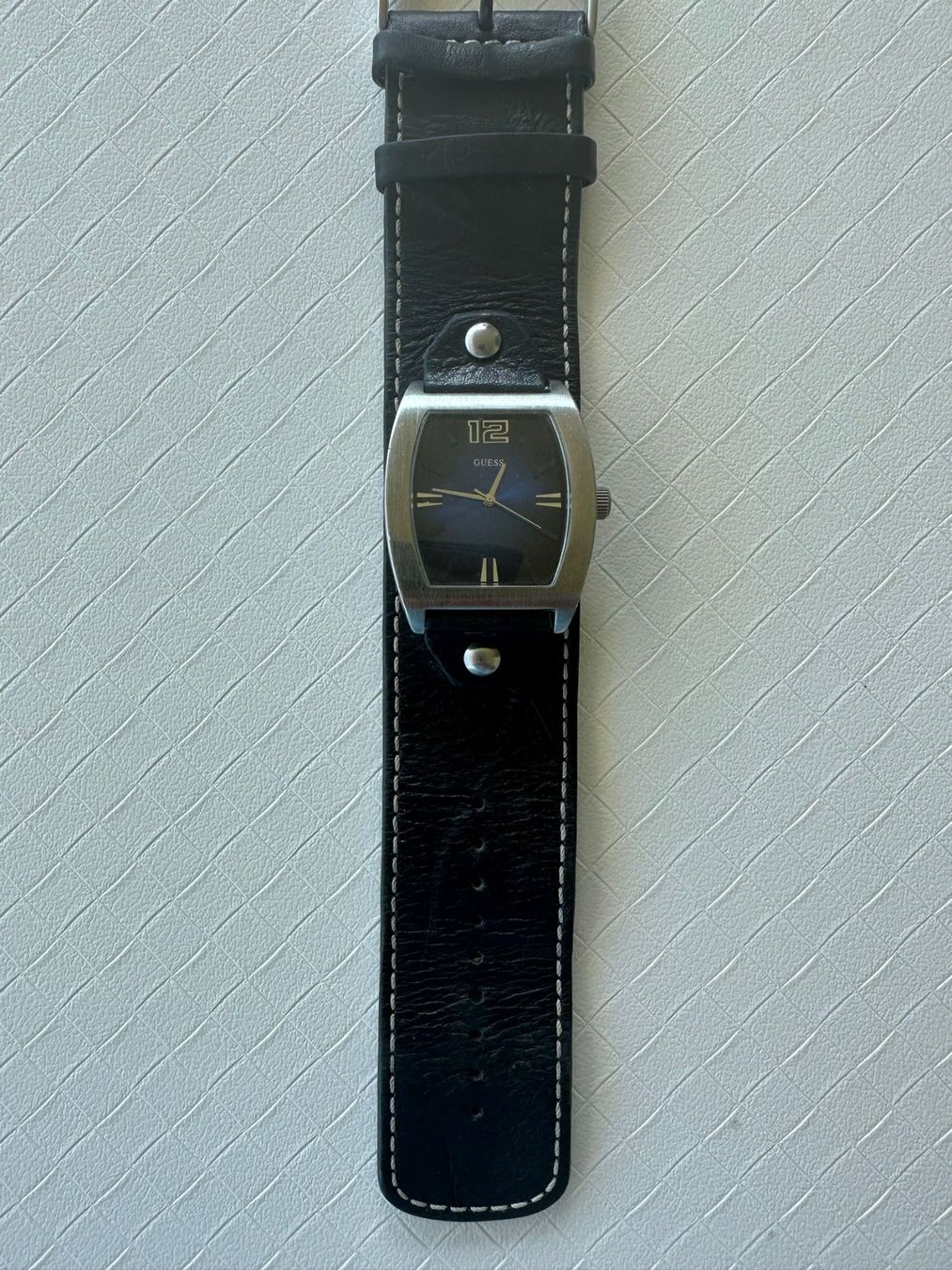 Guess Orologi: Guess Herren Armbanduhr – Usato da Salenstein venduto da Silly...0