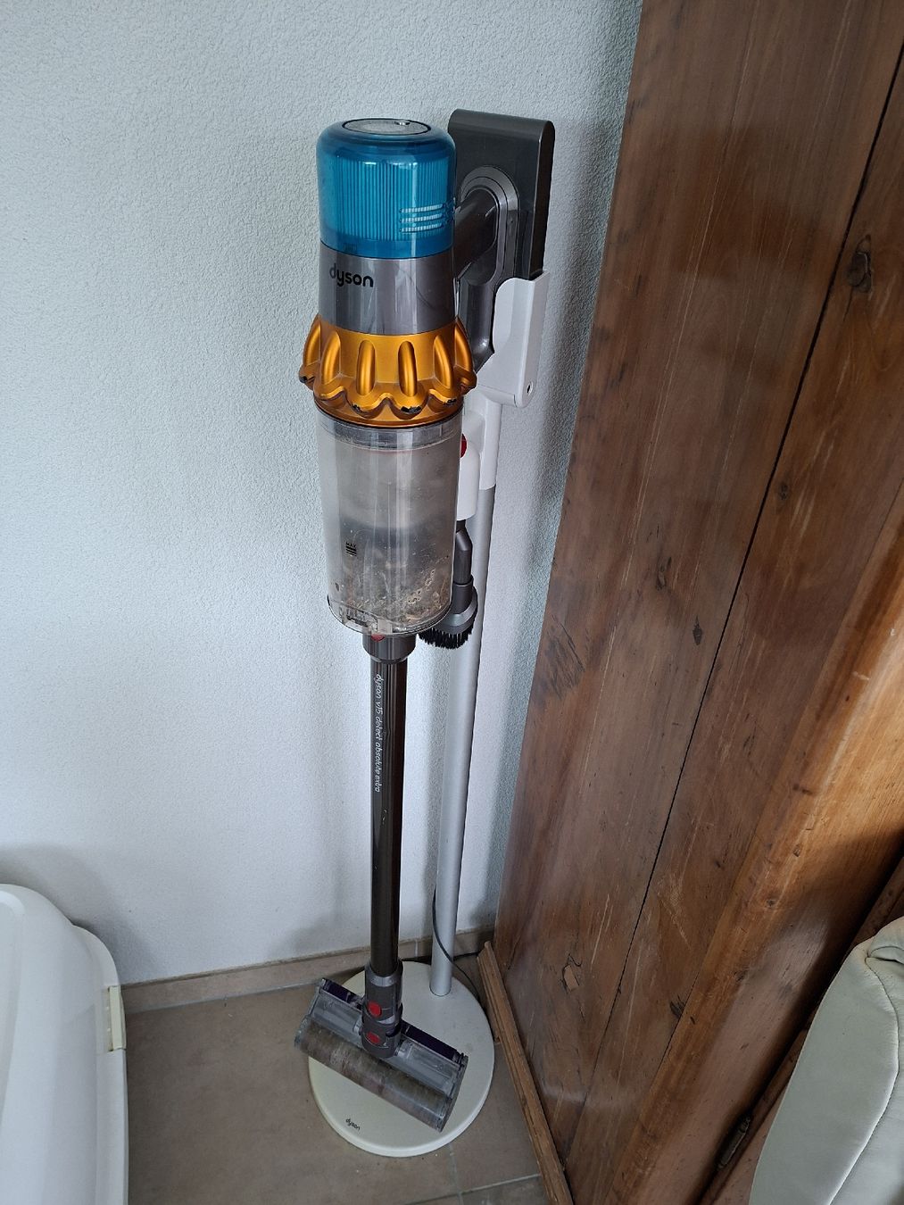 Dyson Aspirateurs & Accessoires: Dyson V15 Detect Absolute Extra – D'occasion à Echallens par ACdP
